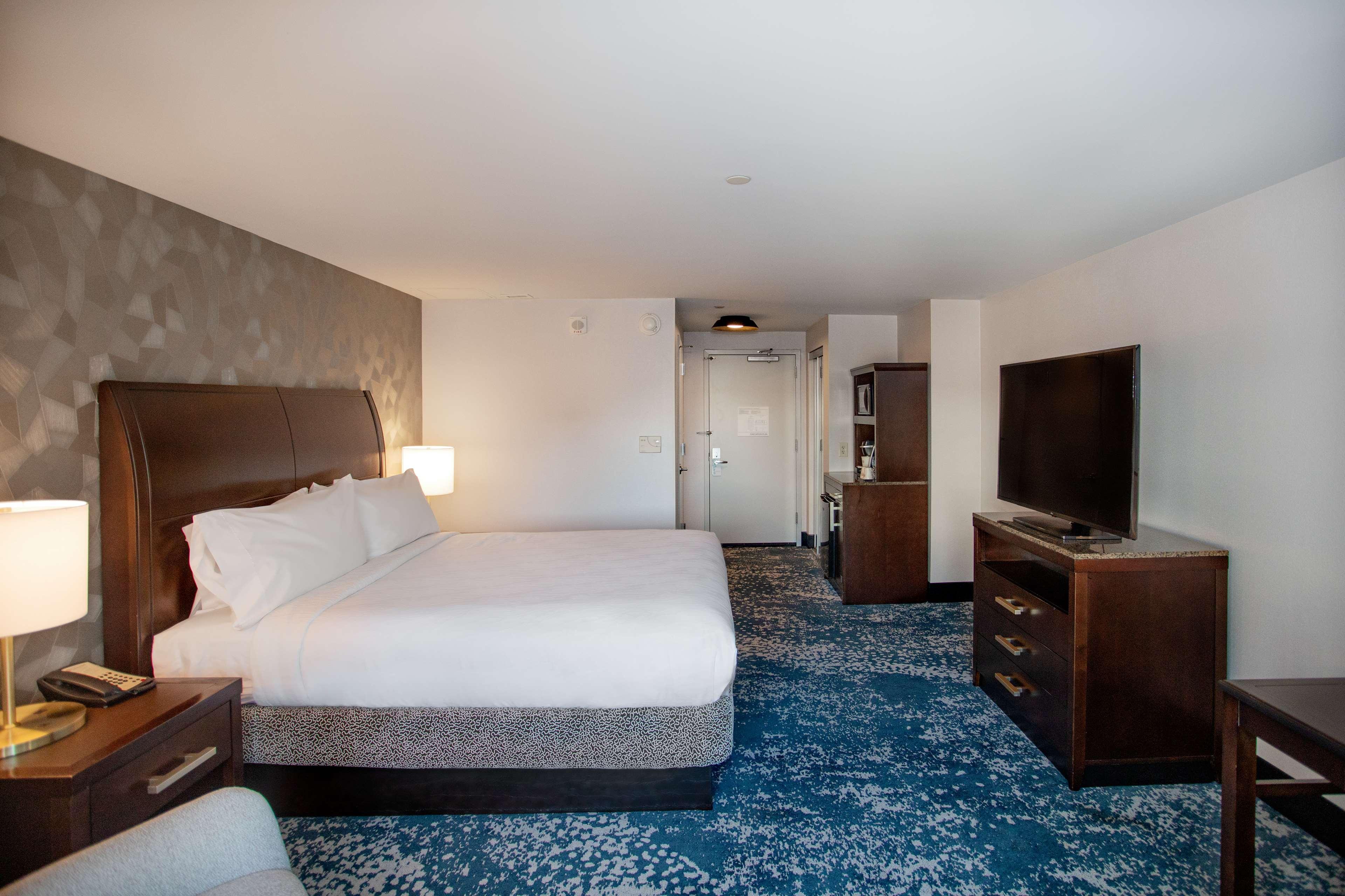 Hilton Garden Inn Bethesda Downtown Екстер'єр фото