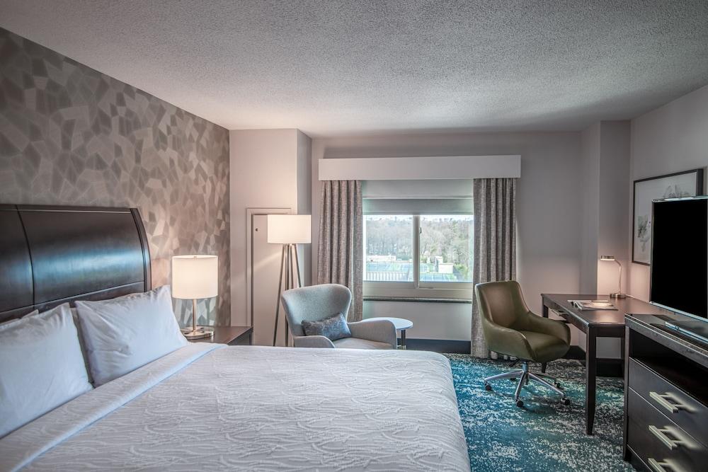 Hilton Garden Inn Bethesda Downtown Екстер'єр фото