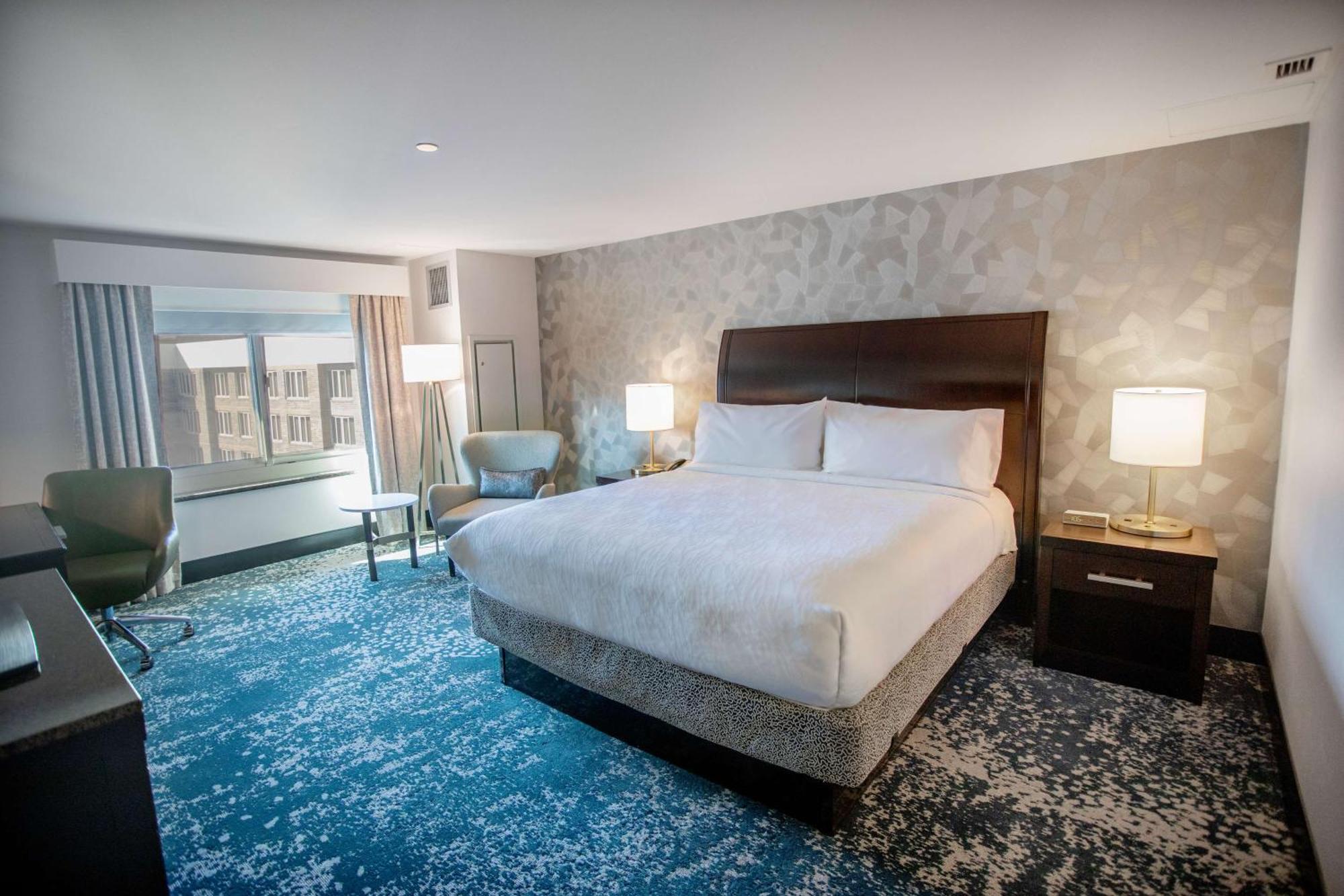 Hilton Garden Inn Bethesda Downtown Екстер'єр фото