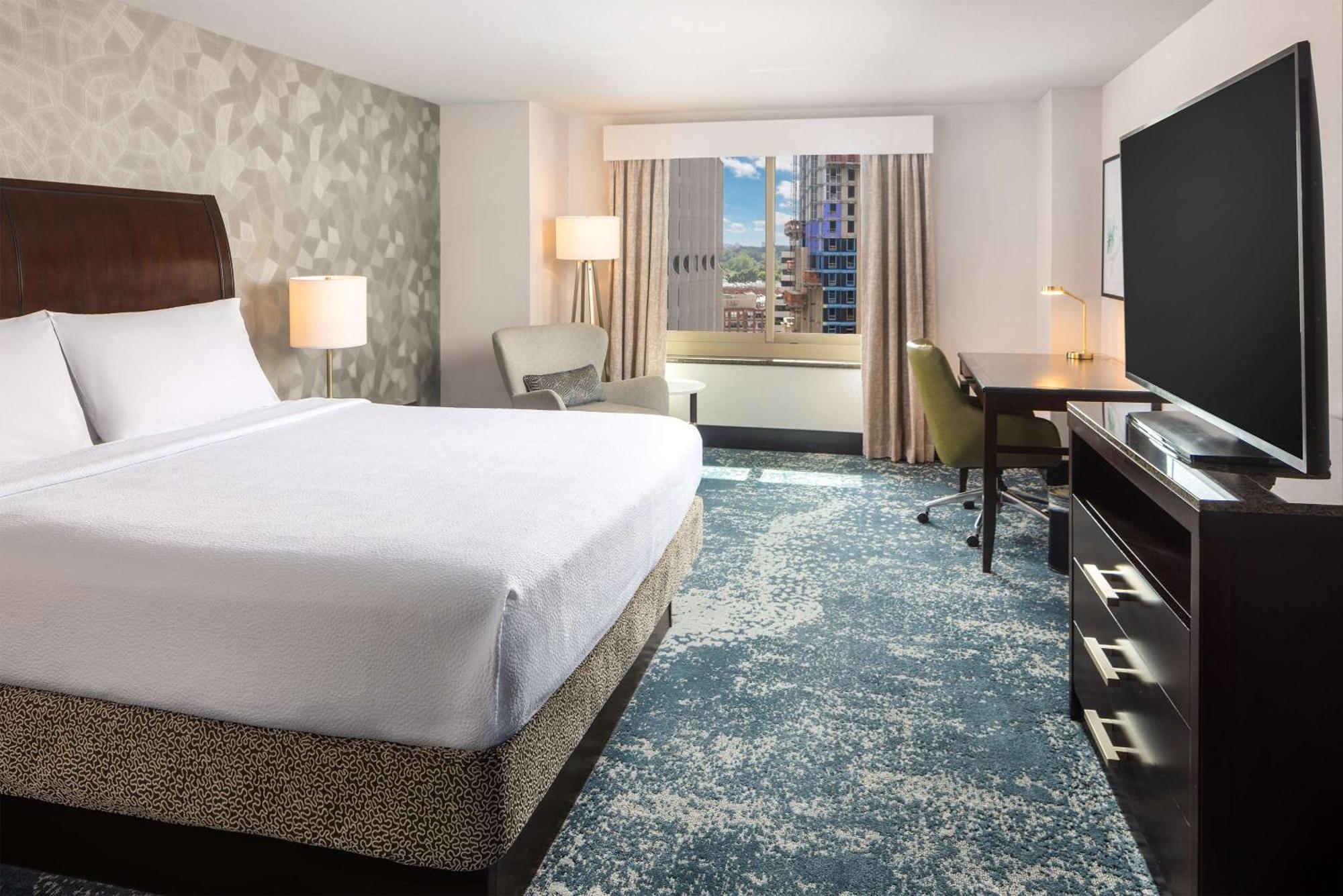 Hilton Garden Inn Bethesda Downtown Екстер'єр фото