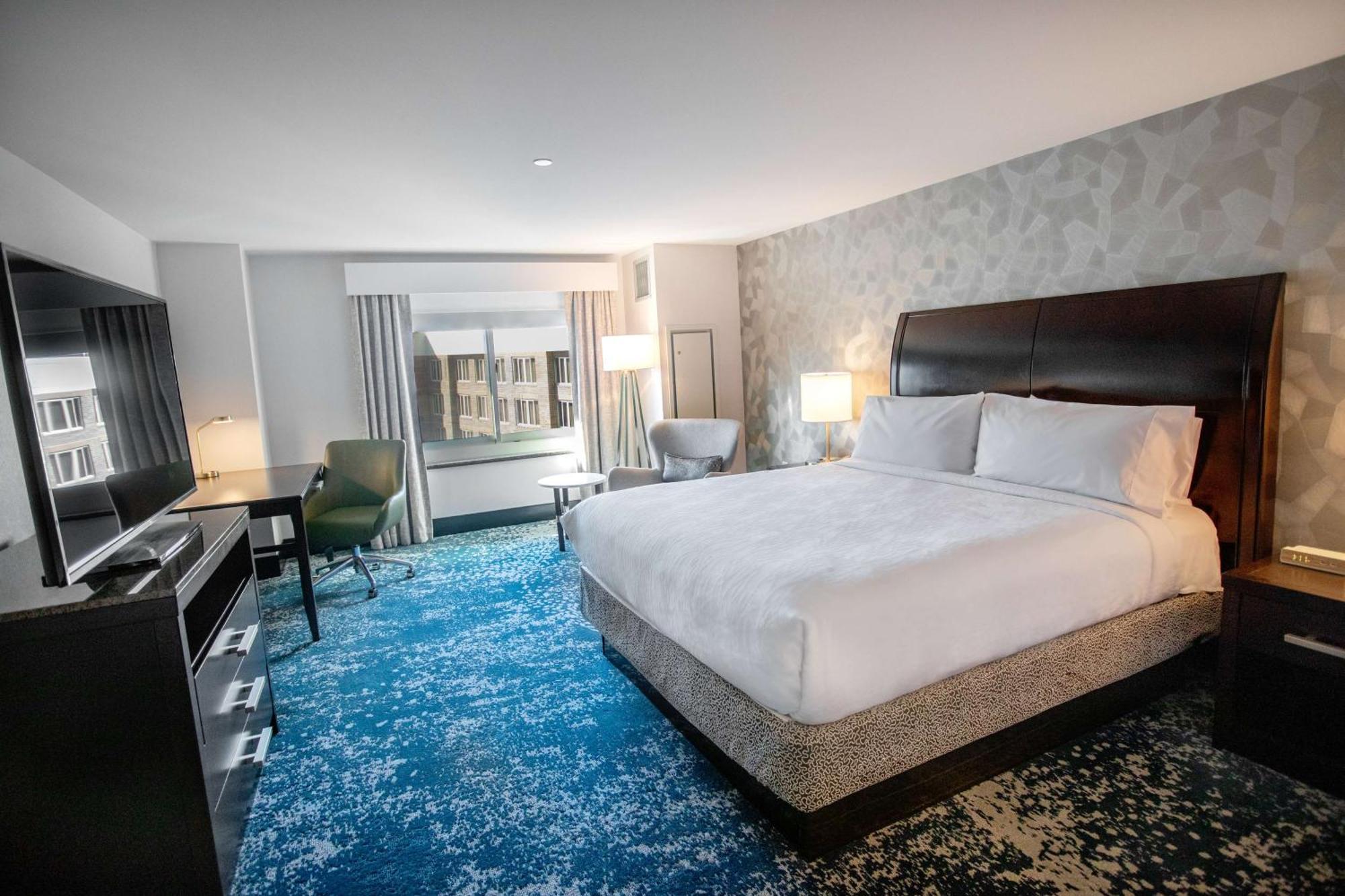 Hilton Garden Inn Bethesda Downtown Екстер'єр фото
