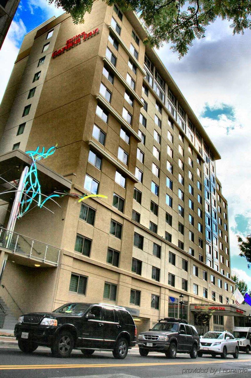 Hilton Garden Inn Bethesda Downtown Екстер'єр фото